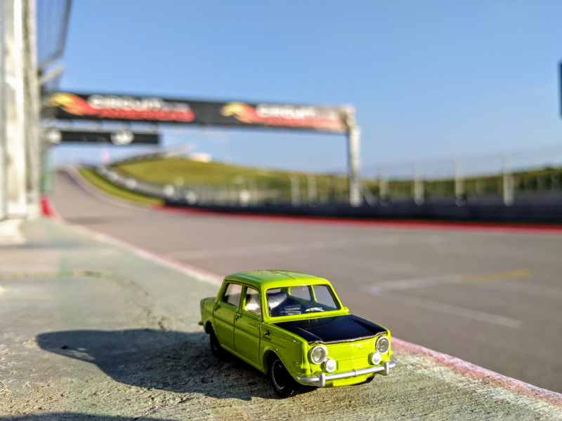 Illustration for article titled French Friday: A Simca At The Circuit